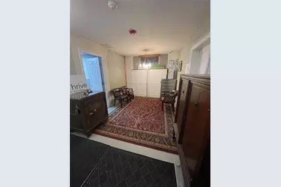 390 Broadway #lower, Providence, RI 02909 - Photo 4