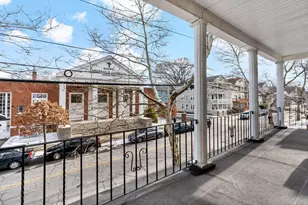 154 Oakland Ave, Providence, RI 02908 - Photo 4