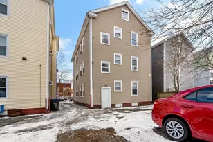 154 Oakland Ave, Providence, RI 02908 - Photo 22