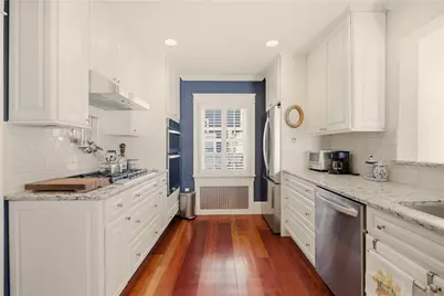 198 Gibbs Avenue, Newport, RI 02840 - Photo 14