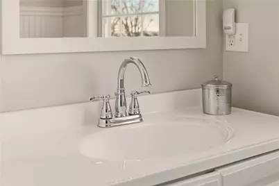 198 Gibbs Avenue, Newport, RI 02840 - Photo 40