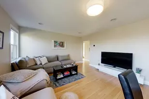 2 E Blvd, Middletown, RI 02842 - Photo 8