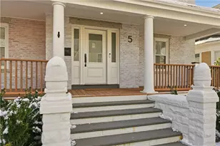 5 Dresser St, Newport, RI 02840 - Photo 2