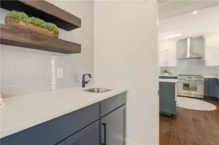 5 Dresser St, Newport, RI 02840 - Photo 16