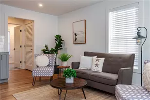 32 Exchange St, East Greenwich, RI 02818 - Photo 16