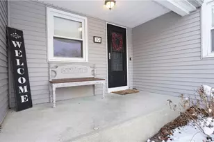 19 Turner Dr, West Warwick, RI 02893 - Photo 4