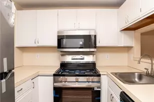 25 Sharon St, Cranston, RI 02910 - Photo 2