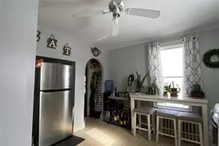 19 Vernon Ave, Newport, RI 02840 - Photo 4