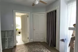 19 Vernon Ave, Newport, RI 02840 - Photo 8