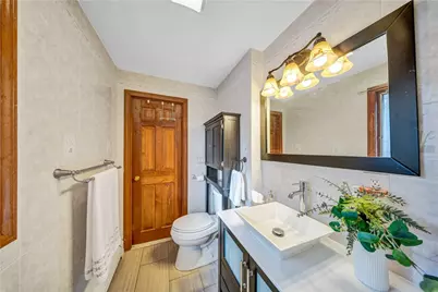 3945 Post Road, Warwick, RI 02886 - Photo 18