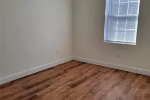 255 Ohio Ave, Providence, RI 02905 - Photo 12