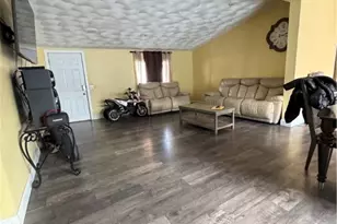 91 Seabiscuit Pl, Pawtucket, RI 02861 - Photo 8