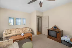 20 Gridley St, Providence, RI 02904 - Photo 16