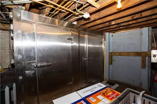 546 Lonsdale Ave, Central Falls, RI 02863 - Photo 42