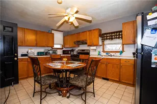 546 Lonsdale Ave, Central Falls, RI 02863 - Photo 24