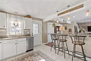 10 Cosett Rd, Warwick, RI 02886 - Photo 12