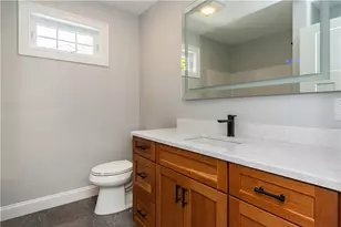 345 Nausauket Rd, Warwick, RI 02886 - Photo 30