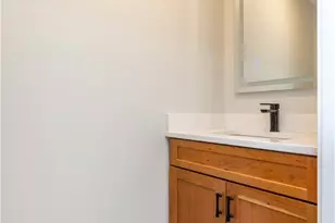 345 Nausauket Rd, Warwick, RI 02886 - Photo 8