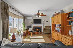 33 Orchard View Rd, Portsmouth, RI 02871 - Photo 8