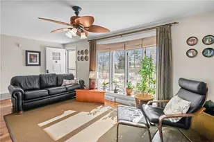 33 Orchard View Rd, Portsmouth, RI 02871 - Photo 12