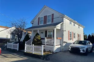 78 Memorial Dr, Pawtucket, RI 02860 - Photo 1