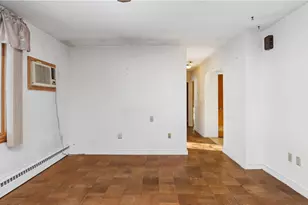 30 Torrington Dr, Warwick, RI 02889 - Photo 6