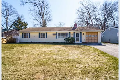 30 Torrington Drive, Warwick, RI 02889 - Photo 2