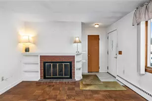 30 Torrington Dr, Warwick, RI 02889 - Photo 4