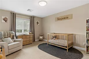 667 Metacom Ave, Bristol, RI 02809 - Photo 28