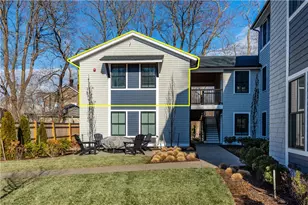 32 Exchange St, East Greenwich, RI 02818 - Photo 2