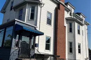 872 Park Ave, Cranston, RI 02910 - Photo 1