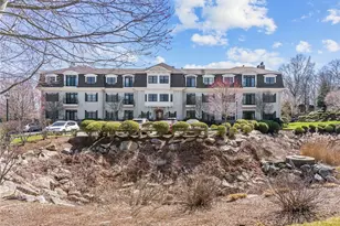 109 Vistas Ct, East Greenwich, RI 02818 - Photo 2