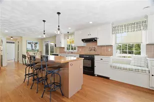 9 Anna Mac Dr, Cumberland, RI 02864 - Photo 12