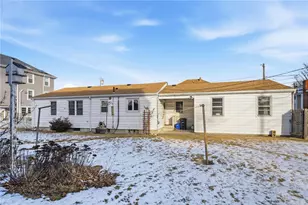 60 Stedman Ave, Pawtucket, RI 02860 - Photo 42