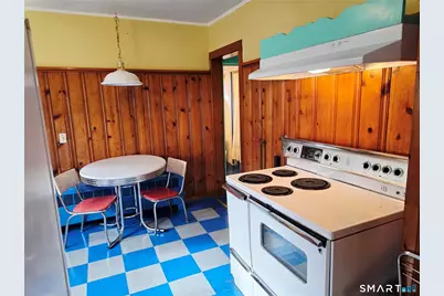 22 Stillman Avenue, Pawcatuck, CT 06379 - Photo 14