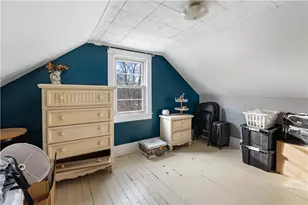 99 Allen Ave, East Providence, RI 02915 - Photo 18