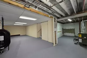 17 Rhode Island Ave, Johnston, RI 02919 - Photo 18