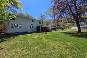 17 Rhode Island Ave, Johnston, RI 02919 - Photo 48