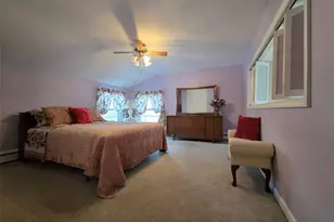 17 Rhode Island Ave, Johnston, RI 02919 - Photo 24
