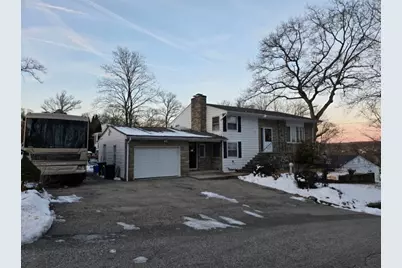17 Rhode Island Avenue, Johnston, RI 02919 - Photo 2