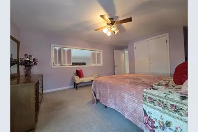 17 Rhode Island Avenue, Johnston, RI 02919 - Photo 24