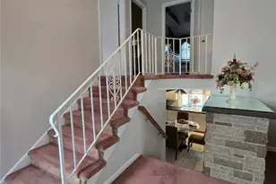 17 Rhode Island Ave, Johnston, RI 02919 - Photo 22