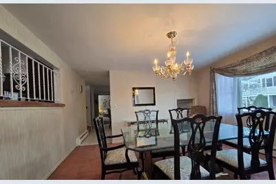 17 Rhode Island Avenue, Johnston, RI 02919 - Photo 12