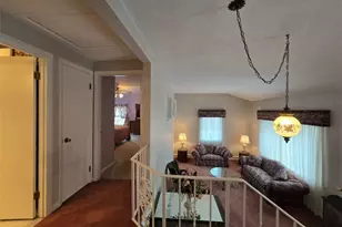 17 Rhode Island Ave, Johnston, RI 02919 - Photo 32