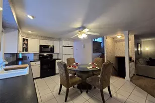 17 Rhode Island Ave, Johnston, RI 02919 - Photo 4