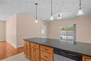 41 Breakneck Hill Rd, Lincoln, RI 02865 - Photo 12