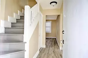 67 Joslin St, Providence, RI 02909 - Photo 2