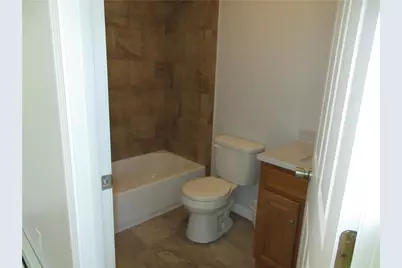 379 East School Street #3L, Woonsocket, RI 02895 - Photo 6