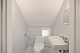 65 Maple Ave, Middletown, RI 02842 - Photo 20