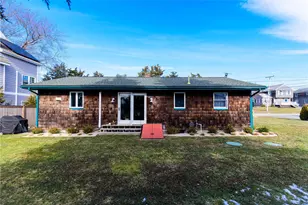 55 Rhode Island Blvd, Portsmouth, RI 02871 - Photo 2